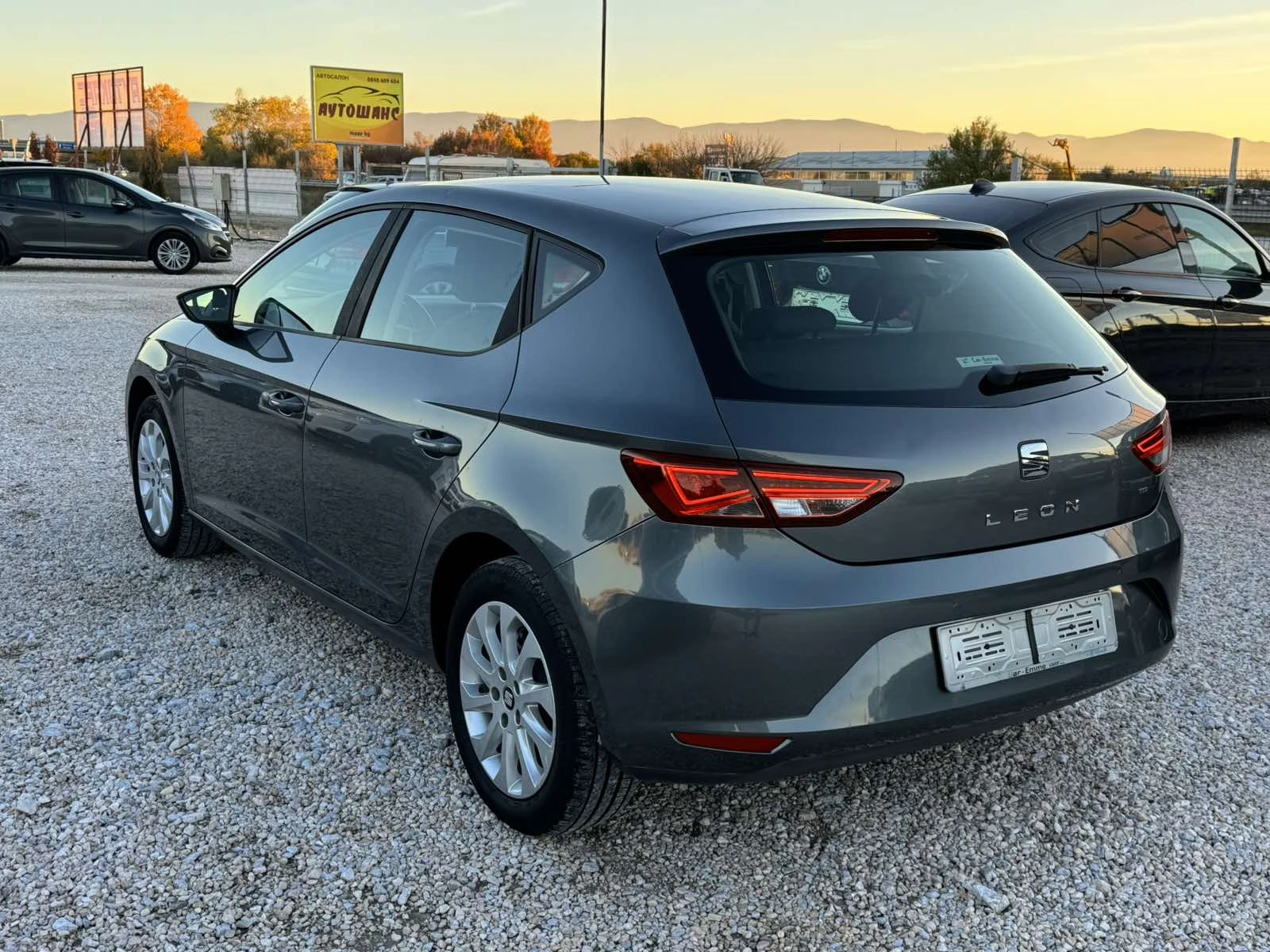Seat Leon 1.6TDI | Mobile.bg — изображение 6