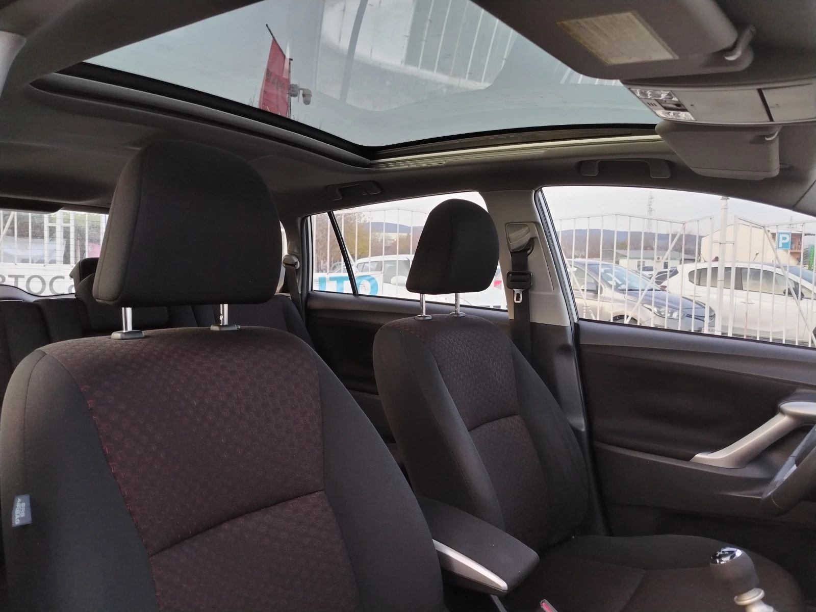 Toyota Verso 1.8-147   6  6+ 1  | Mobile.bg   14