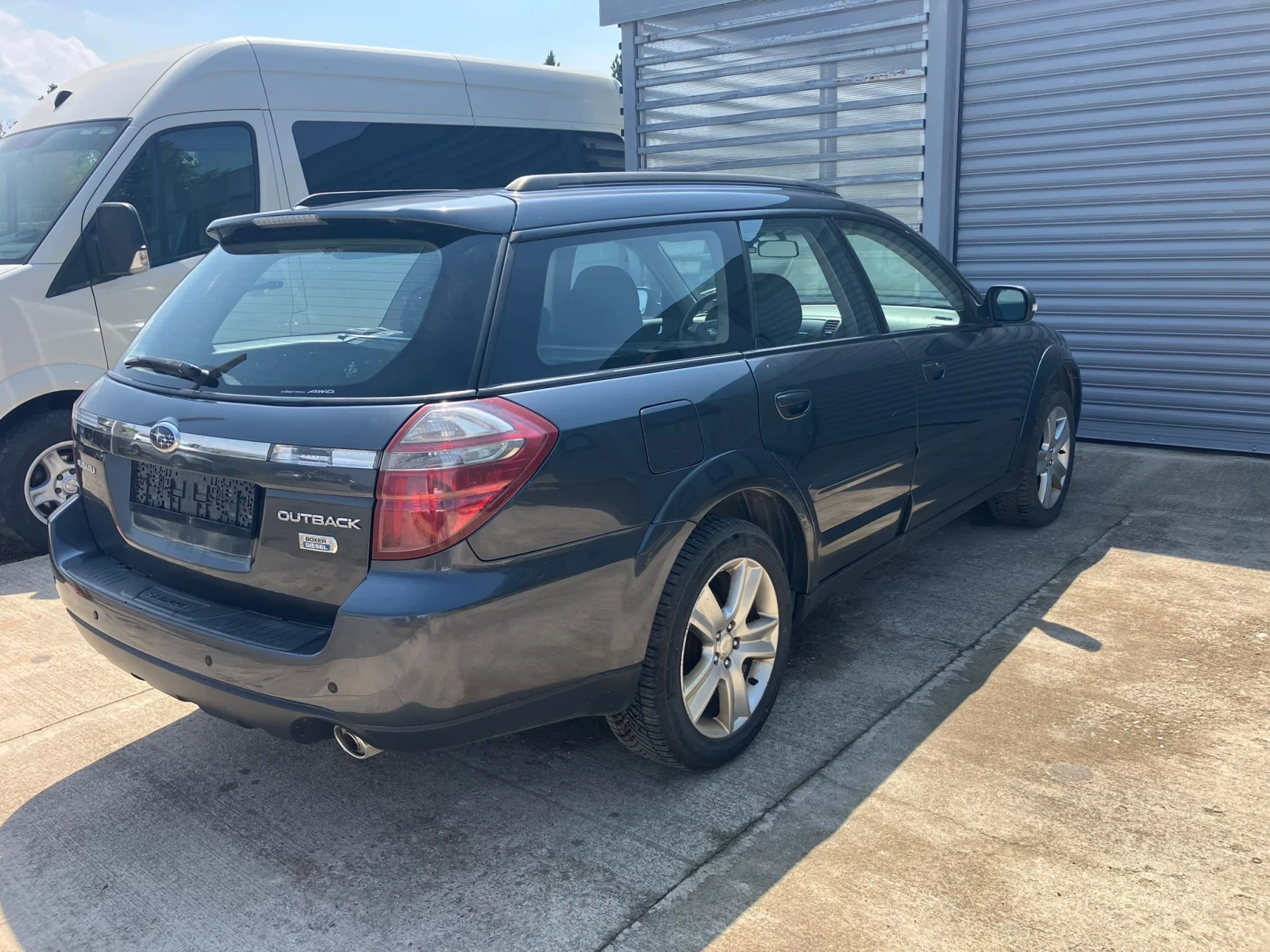 Subaru Outback 2.0 D, снимка 6 - Автомобили и джипове - 53035112