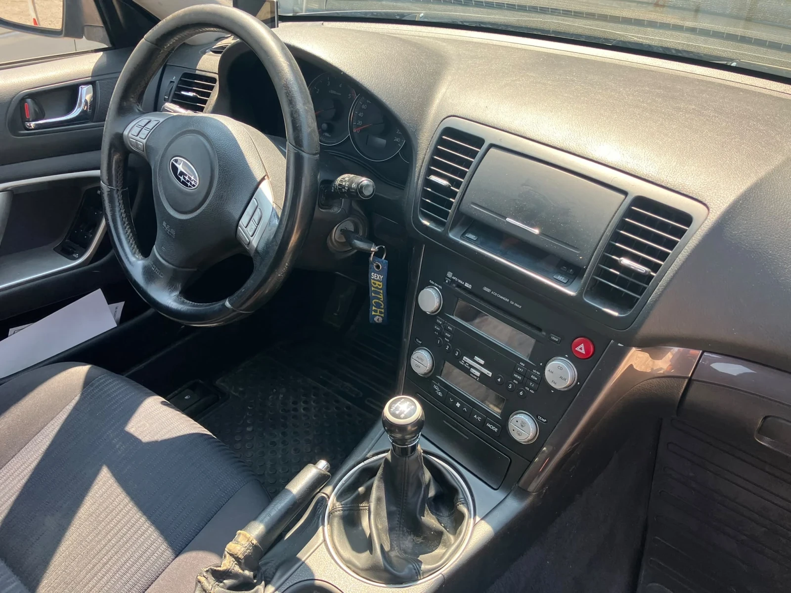 Subaru Outback 2.0 D, снимка 11 - Автомобили и джипове - 53035112