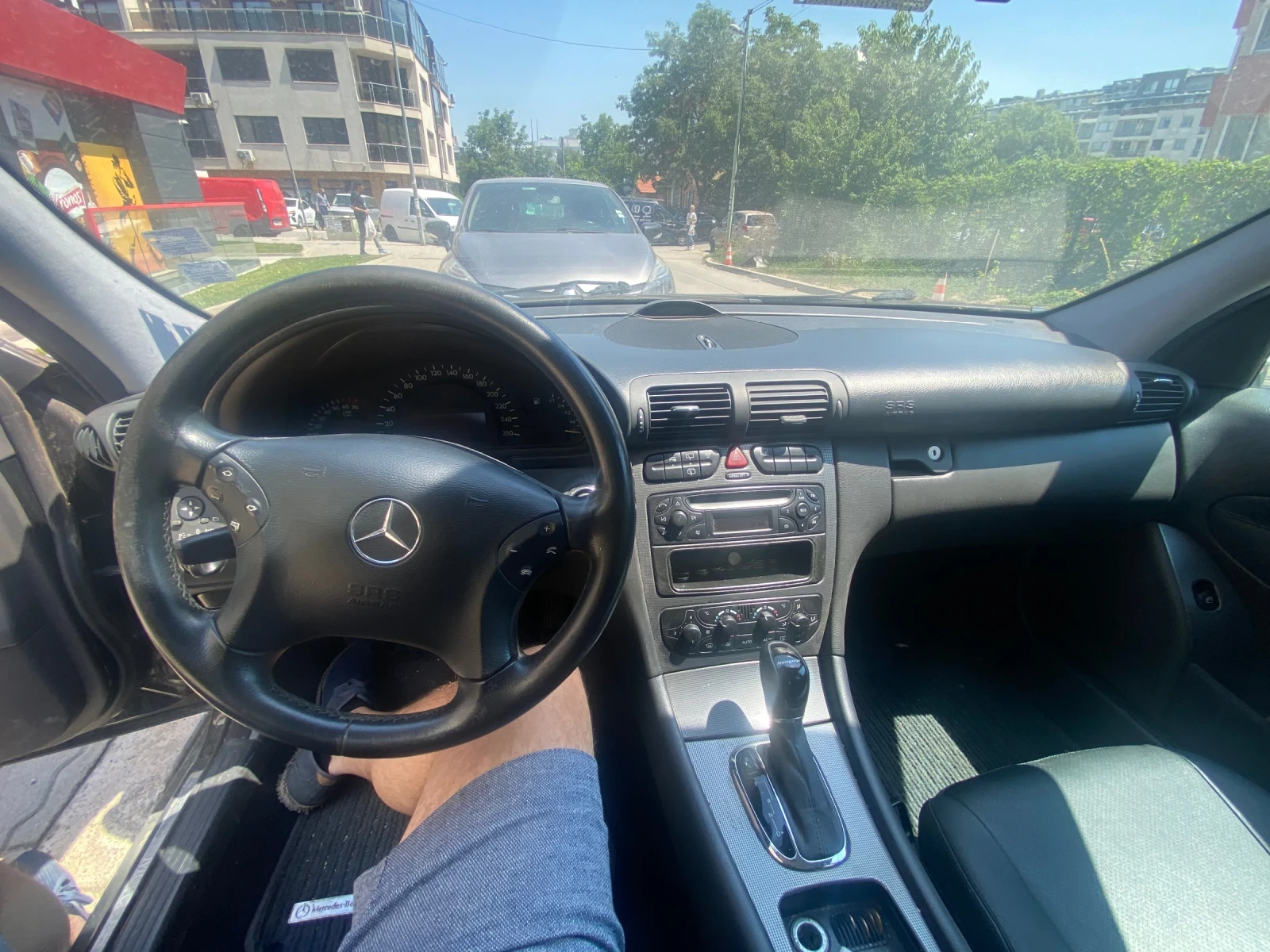 Mercedes-Benz C 240, снимка 5 - Автомобили и джипове - 54029254