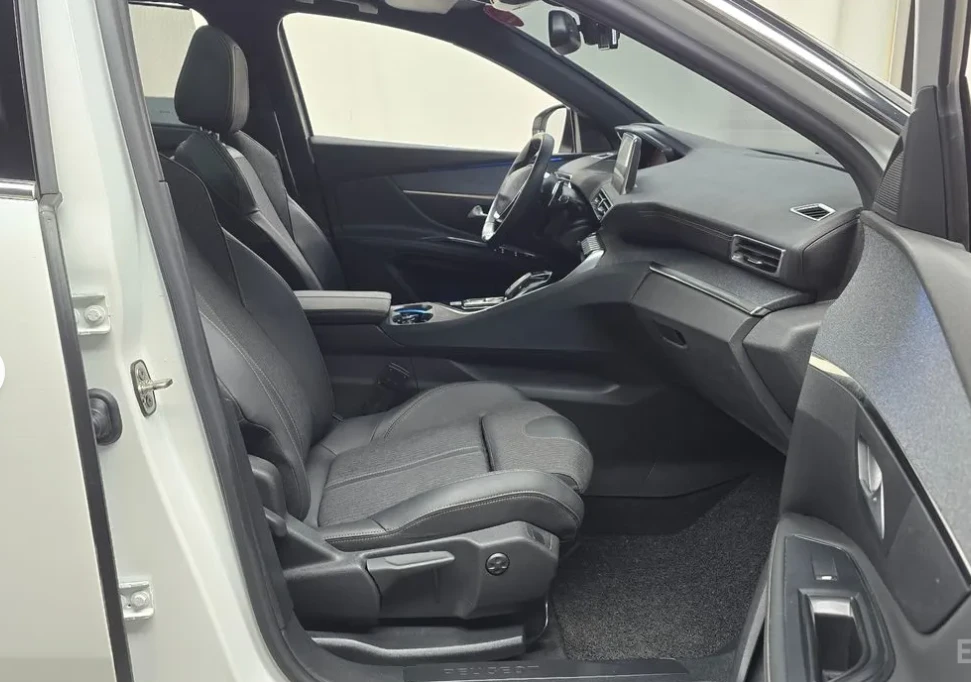 Peugeot 5008 GT LINE* , снимка 9 - Автомобили и джипове - 54060825