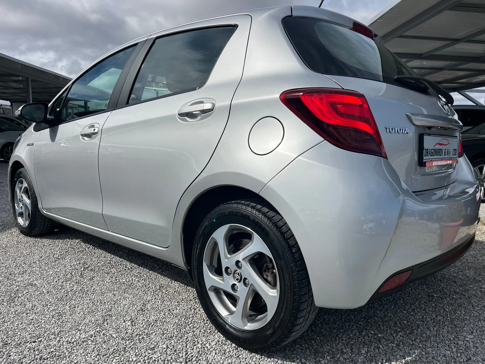 Toyota Yaris 1.5i Hybrid / Active  | Mobile.bg � ����������� 5