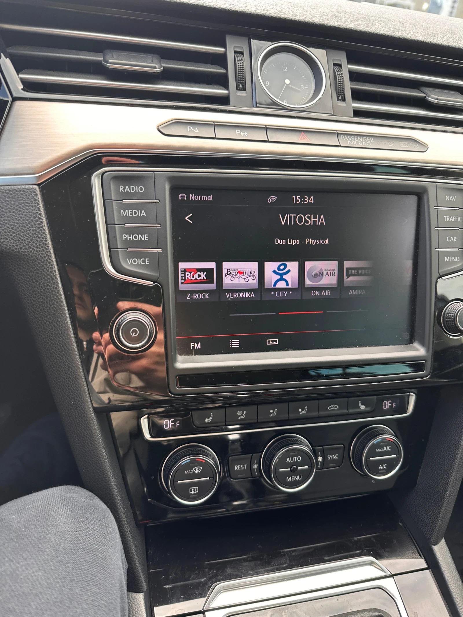 VW Passat, снимка 8 - Автомобили и джипове - 54173161