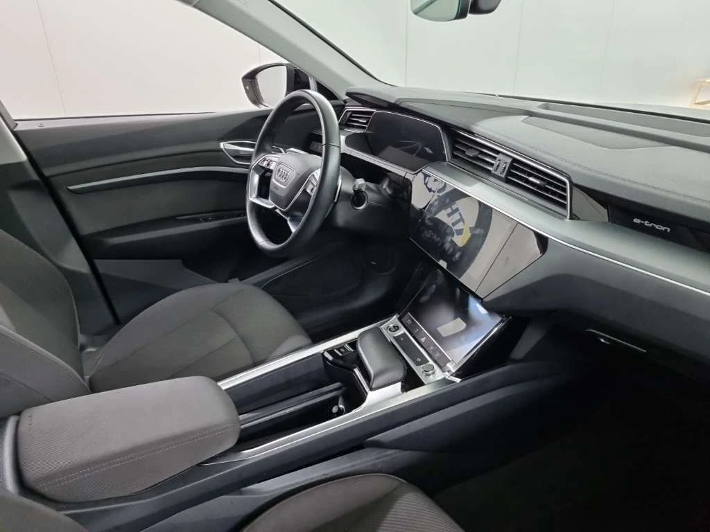 Audi E-Tron 50 - Quattro, снимка 6 - Автомобили и джипове - 54219059