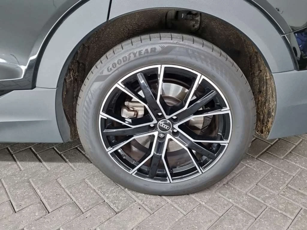 Audi E-Tron 50 - Quattro, снимка 10 - Автомобили и джипове - 54219059