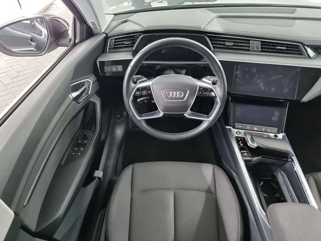 Audi E-Tron 50 - Quattro, снимка 7 - Автомобили и джипове - 54219059