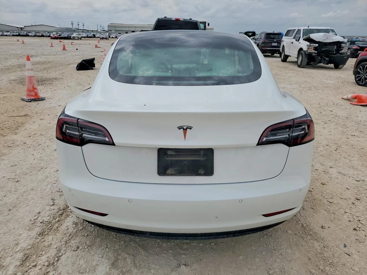 Tesla Model 3, снимка 6 - Автомобили и джипове - 54647775