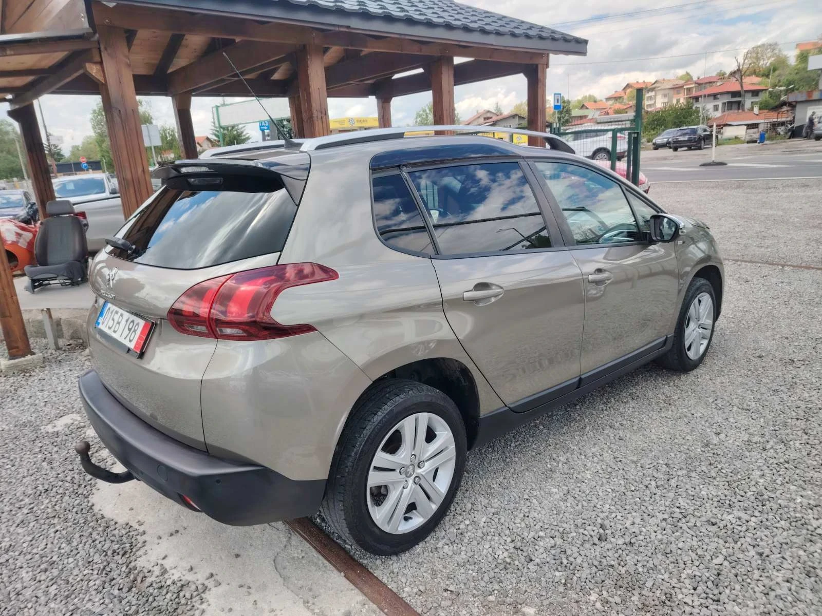 Peugeot 2008 1.6 B Hdi Style, снимка 6 - Автомобили и джипове - 54752151