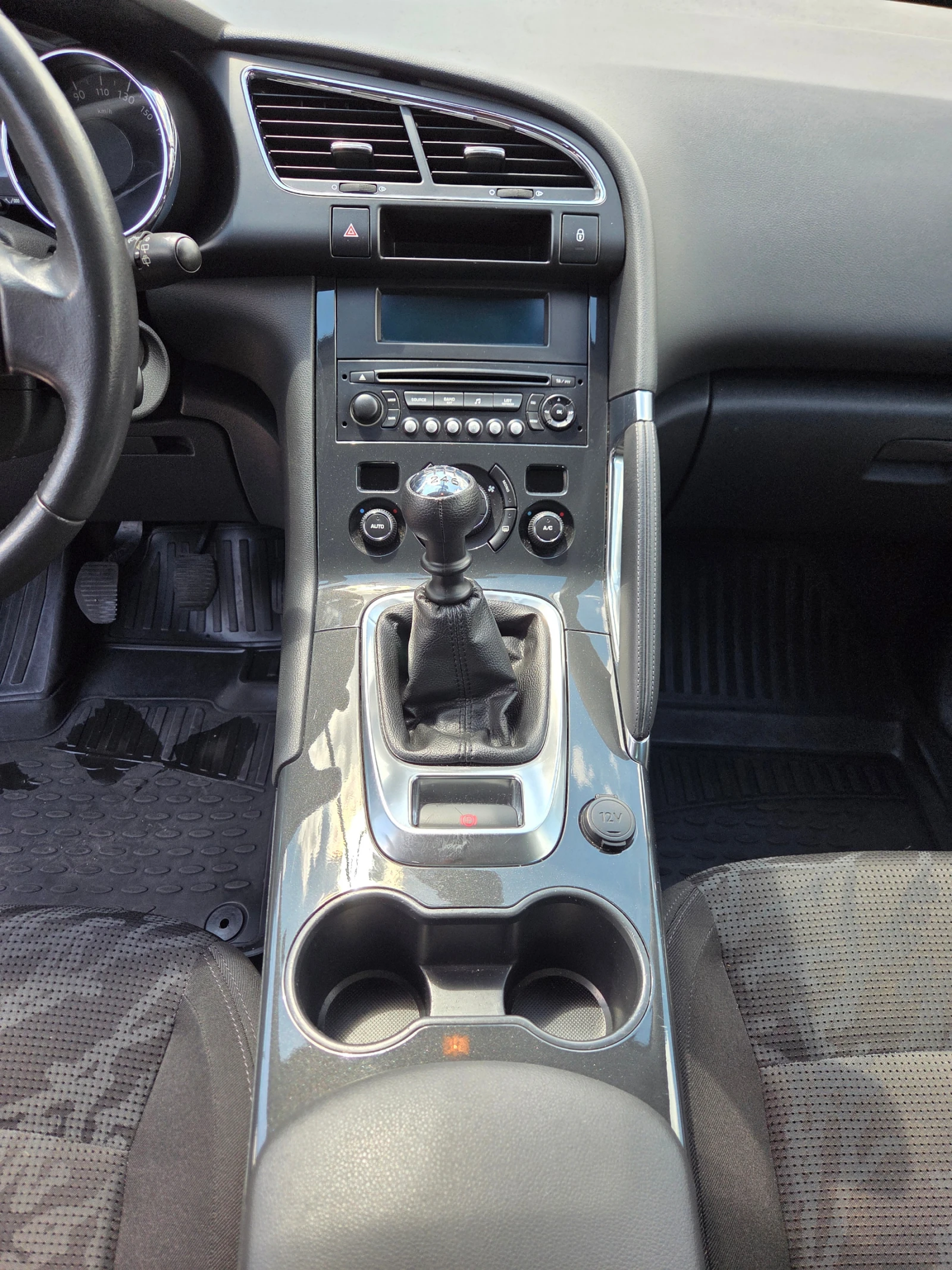 Peugeot 3008 1, 6 HDI, снимка 10 - Автомобили и джипове - 54858028