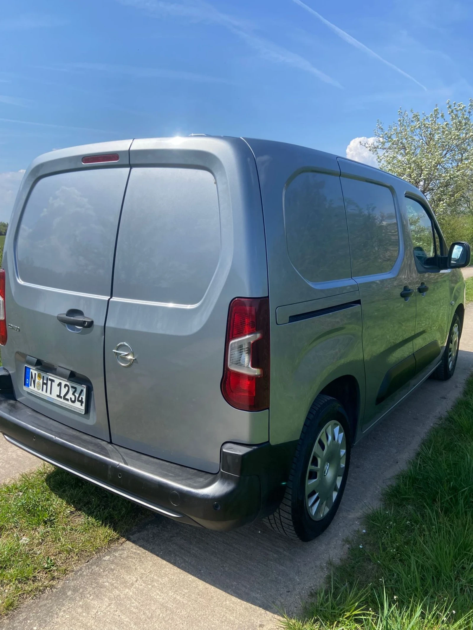 Opel Combo 1.5d, снимка 5 - Автомобили и джипове - 54874316