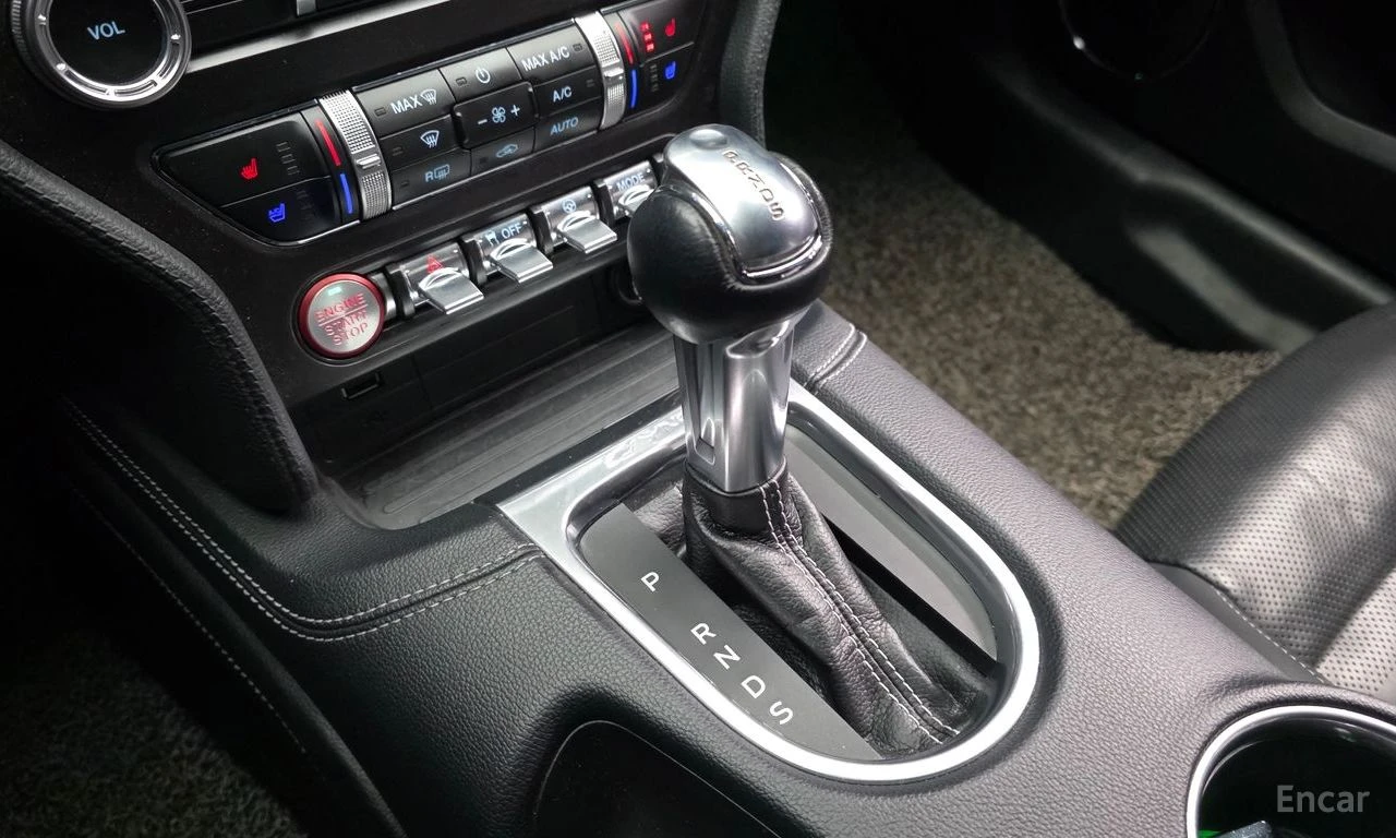 Ford Mustang 2.3 Eco Boost FACE* КОЖА* NAVI* ПОДГРЕВ* ОБДУХВАНЕ, снимка 12 - Автомобили и джипове - 54882048