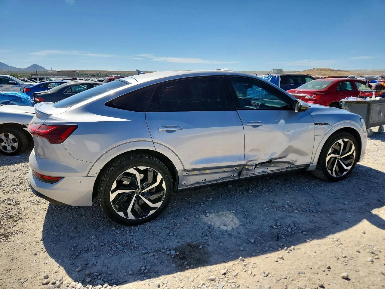 Audi E-Tron * PRESTIGE* SPORTBACK* QUATTRO*  | Mobile.bg � ����������� 4