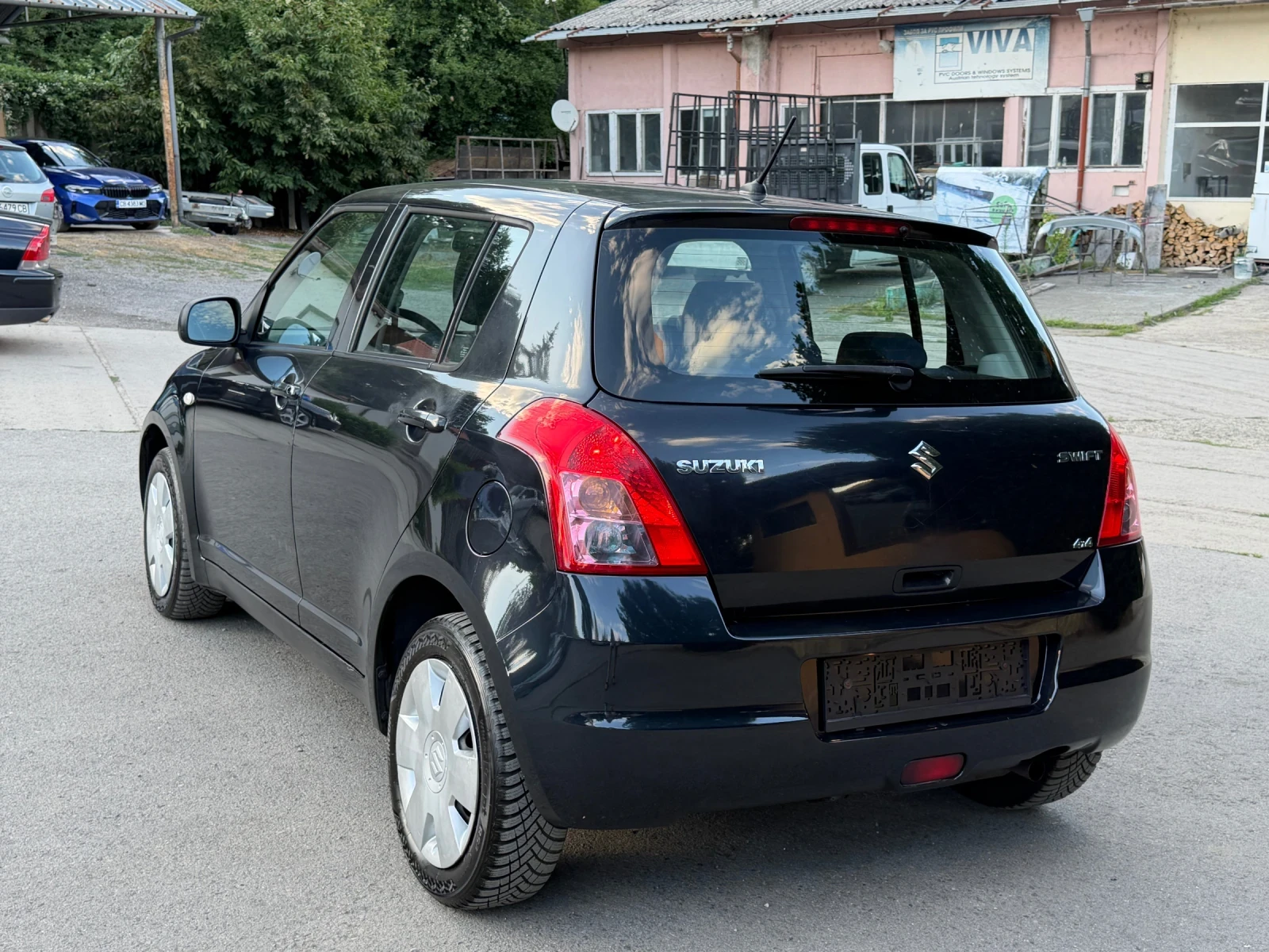 Suzuki Swift 1.3 4х4 FACELIFT , снимка 4 - Автомобили и джипове - 55224845