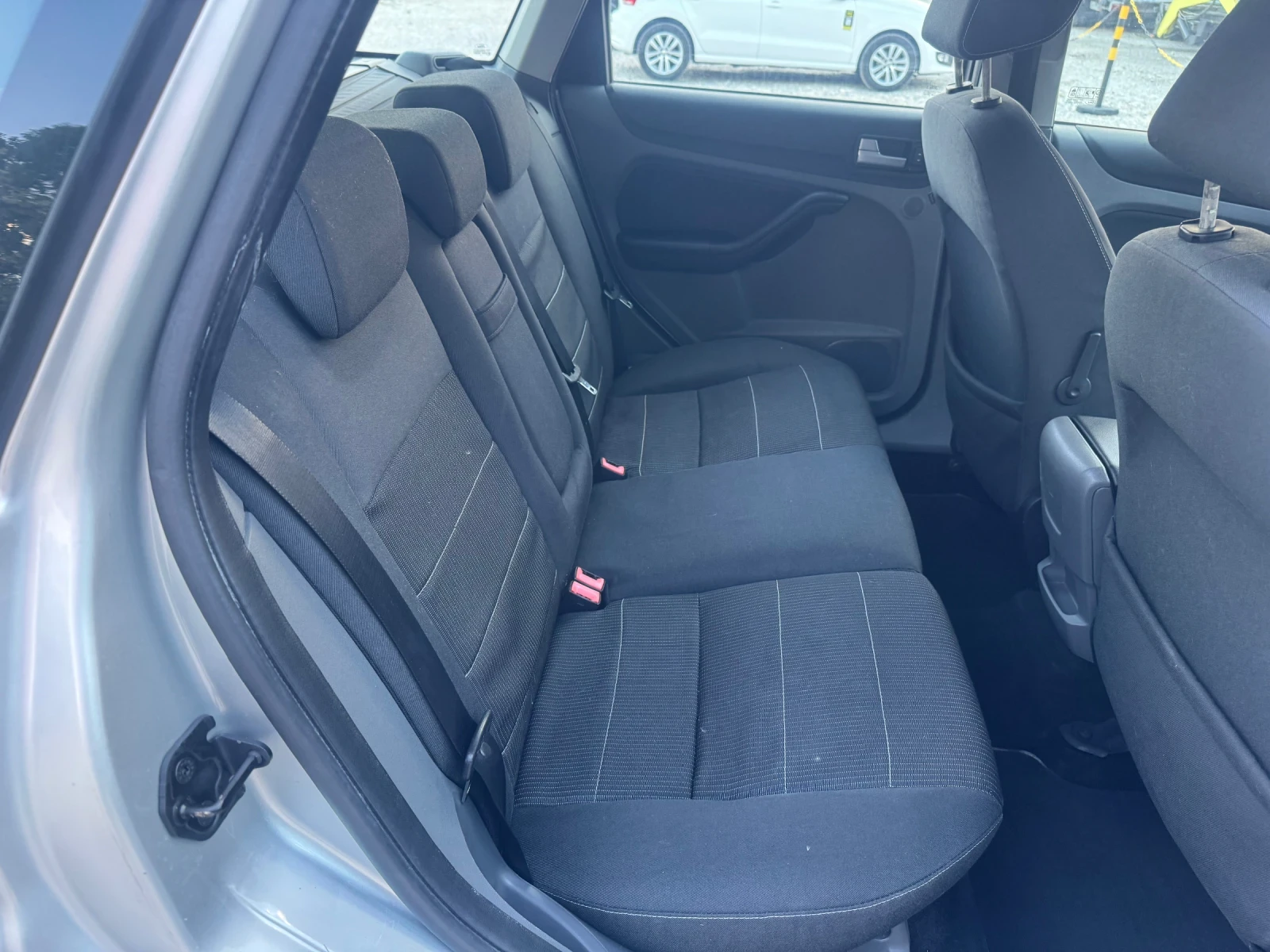 Ford Focus 2.0-LPG , снимка 8 - Автомобили и джипове - 55598459