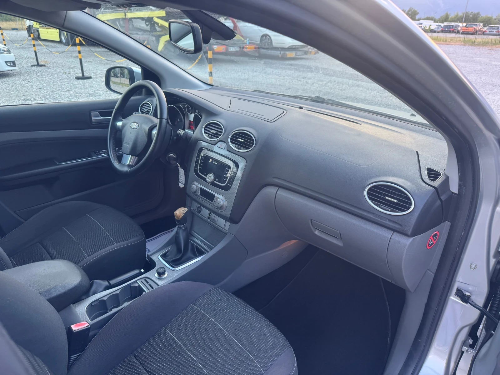 Ford Focus 2.0-LPG , снимка 7 - Автомобили и джипове - 55598459