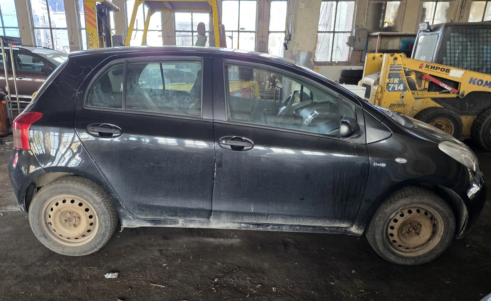 Toyota Yaris D-4D, снимка 3 - Автомобили и джипове - 55835419