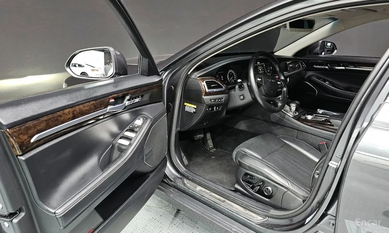 Genesis G90 * 3.8 AWD * ЦЕНА ДО БГ, снимка 10 - Автомобили и джипове - 55875635