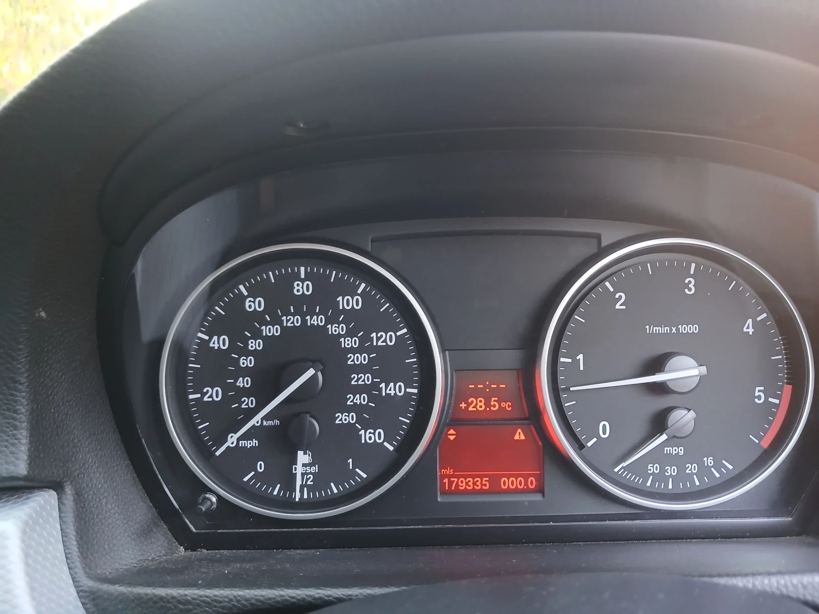BMW 330 M - sport, снимка 4 - Автомобили и джипове - 56039091