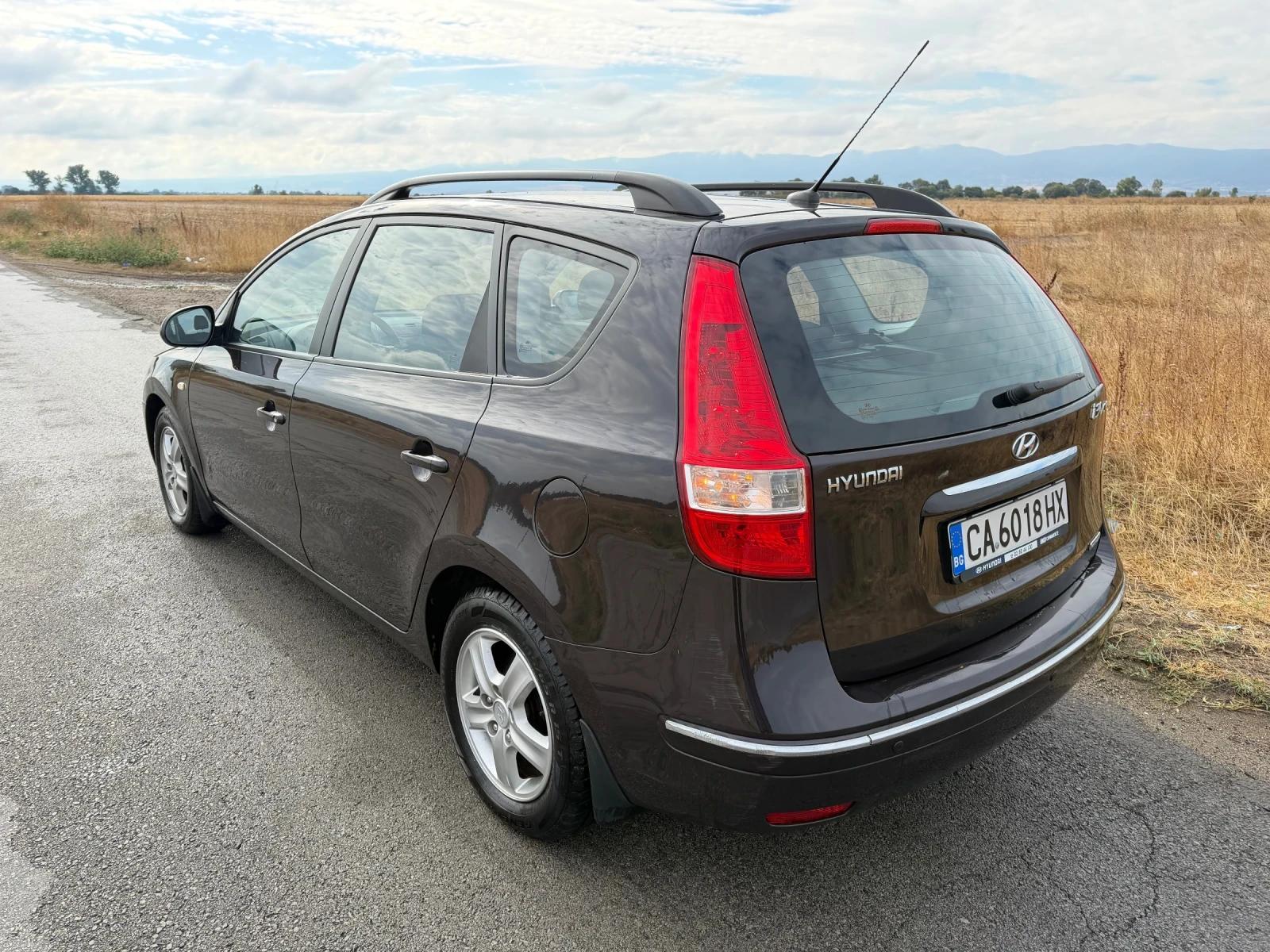 Hyundai I30 Закупен От Hyundai Bulgaria , снимка 5 - Автомобили и джипове - 56240239