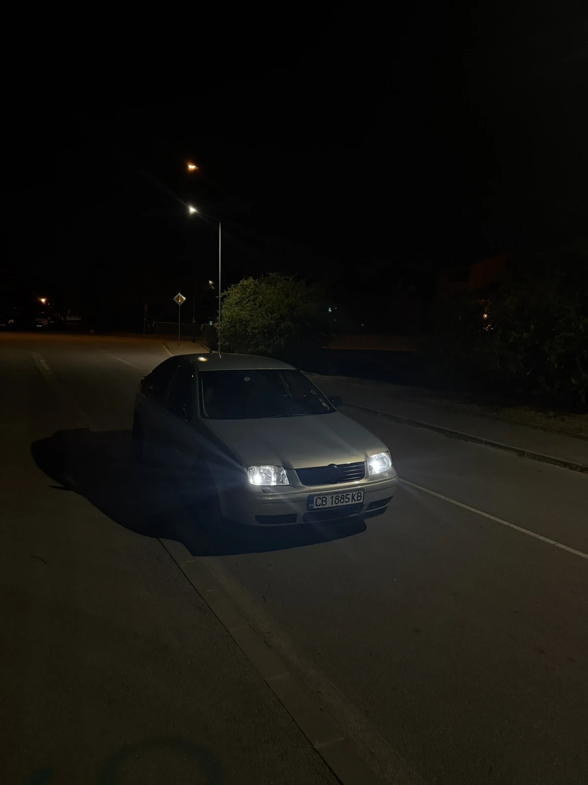 VW Bora 2.3 VR 5, снимка 5 - Автомобили и джипове - 56508713