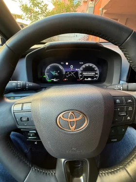 Toyota C-HR  Hybrid* Lounge* CAM* CarPlay* Full LED* Гаранция  - 64900 лв. / 33182.84 € - 89059078 7