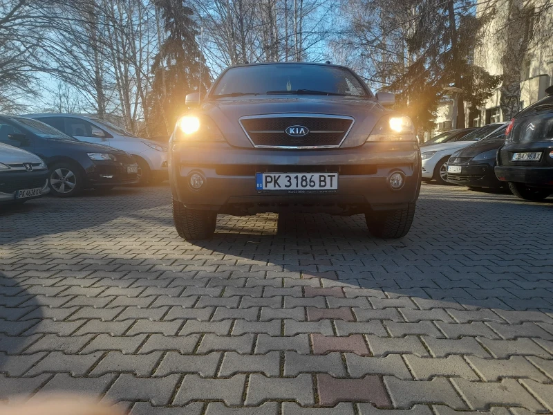 Kia Sorento, снимка 1 - Автомобили и джипове - 48102387