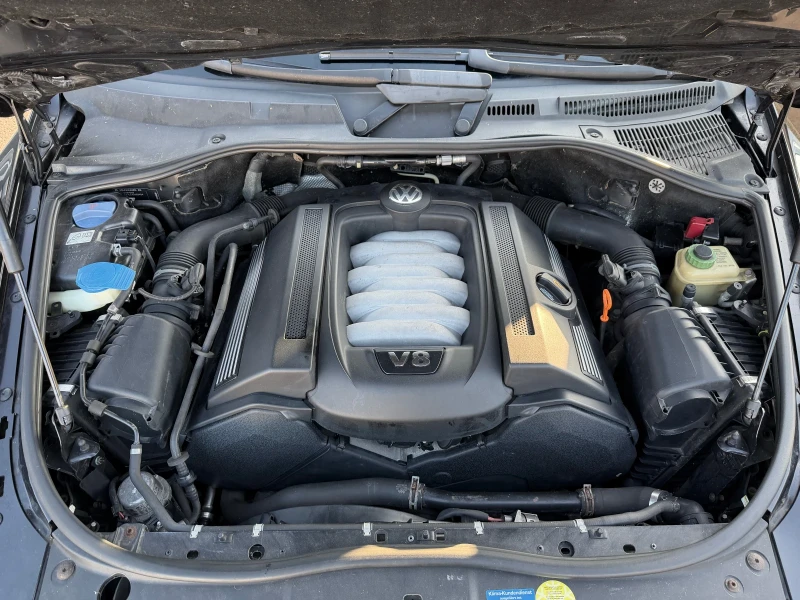 VW Touareg Volkswagen Touareg 4.2 V8, снимка 10 - Автомобили и джипове - 52858105