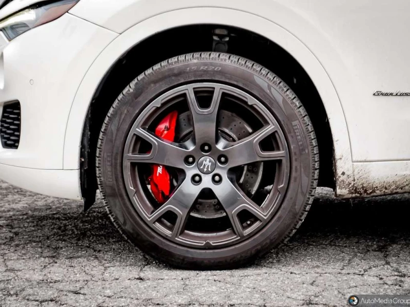 Maserati Levante * Luxury * CARFAX * ЦЕНА ДО БГ, снимка 4 - Автомобили и джипове - 53308449