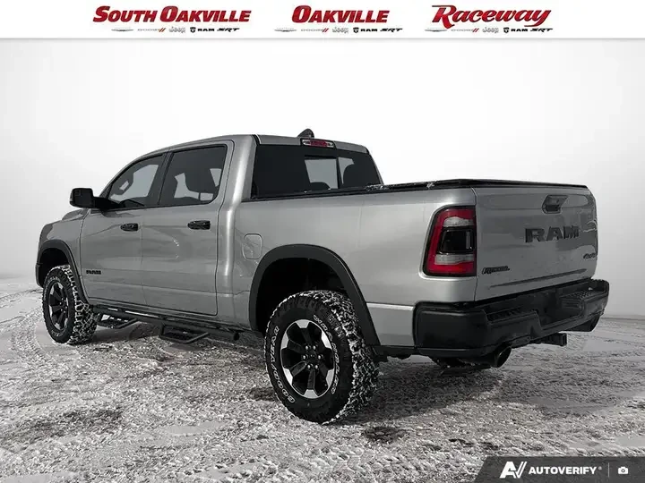 Dodge RAM 1500 REBEL CREW CAB | HARMAN KARDON | 1 OWNER | NAVI | , снимка 2 - Автомобили и джипове - 54762722