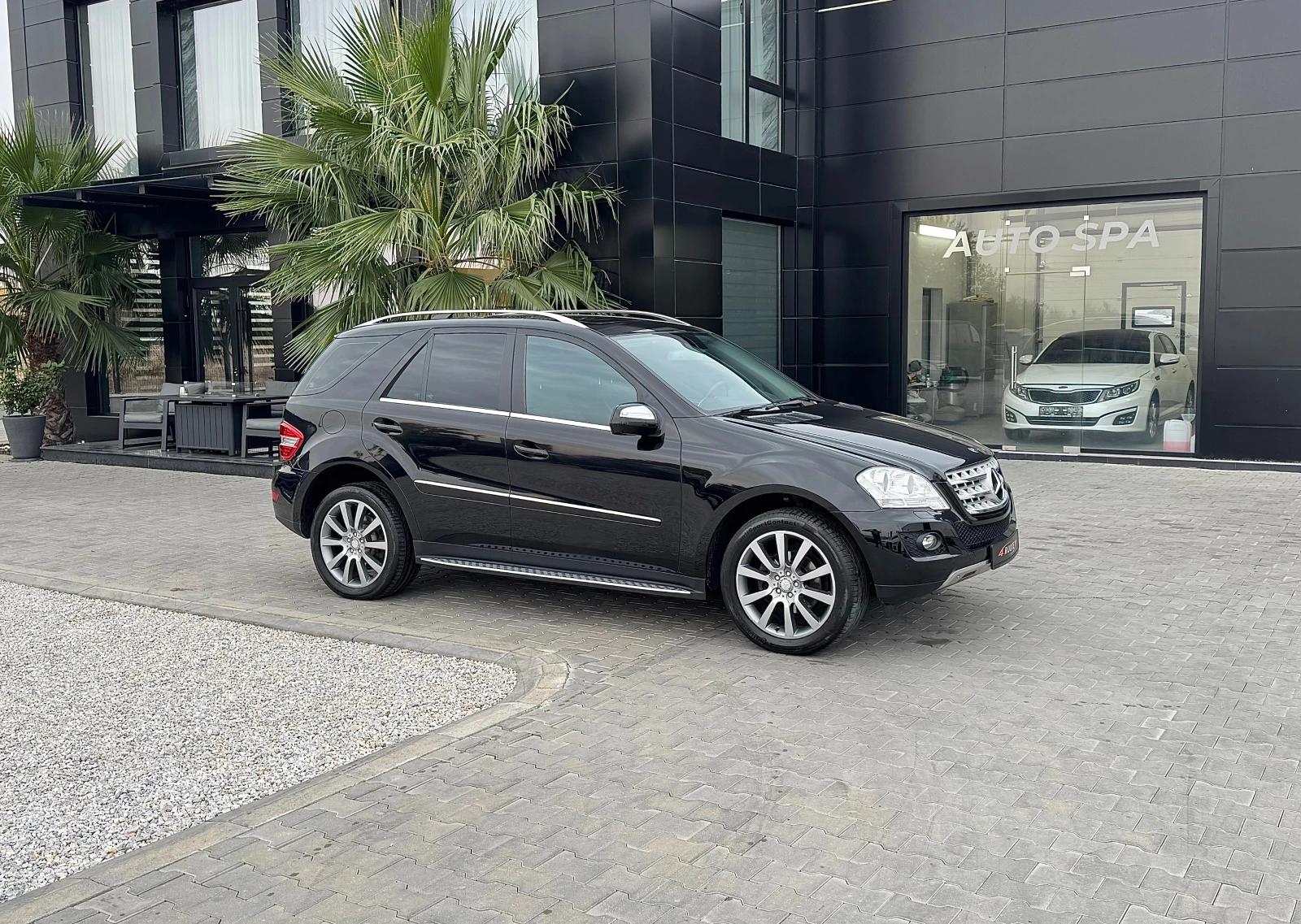 Mercedes-Benz ML 350 CDi Обдухване* Подгряване* Harman/Kardon - изображение 3