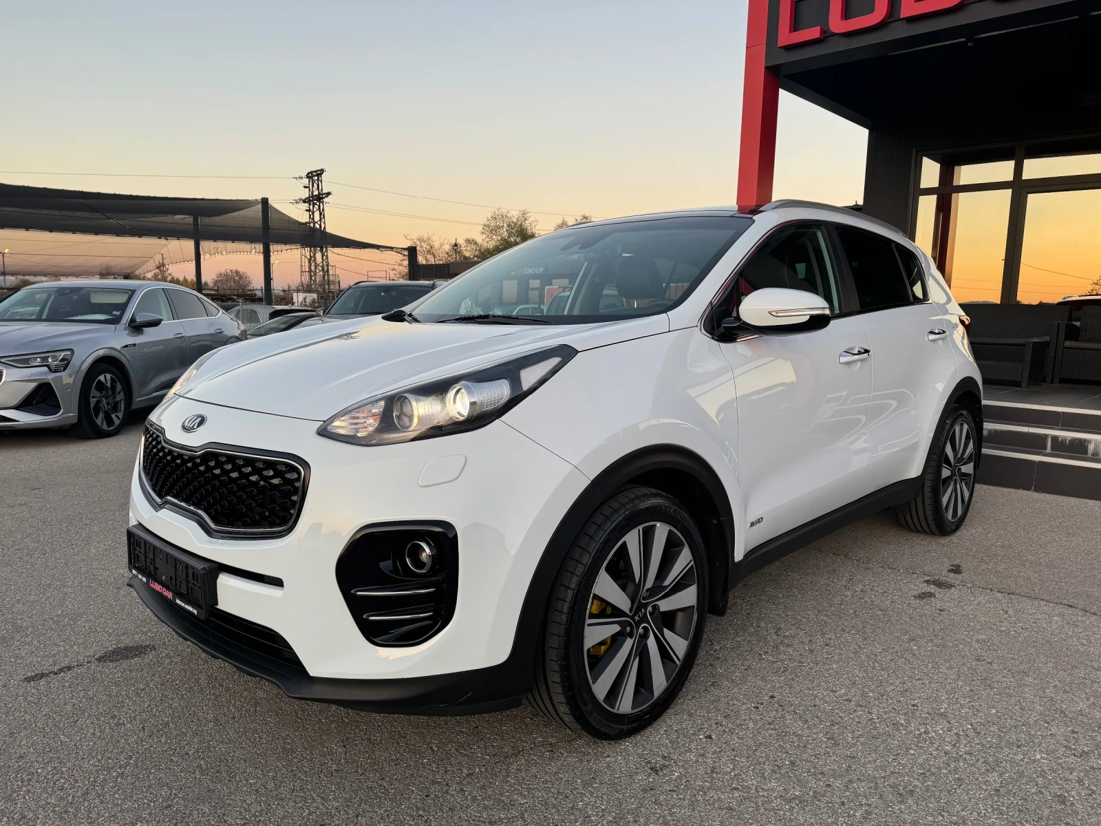 Kia Sportage 2.0D-4X4-LANE ASSIST-DISTRONIC-KEYLESS-ПОДГРЕВ-ТОП - изображение 2