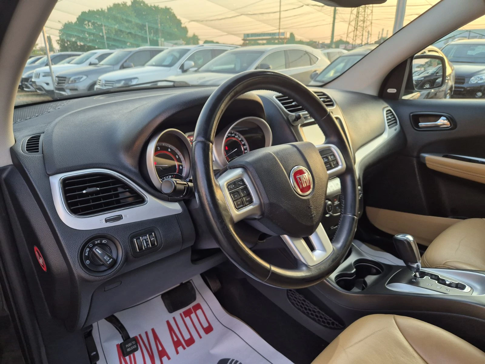 Fiat Freemont 2.0D-AUTOMATIC-4X4-LOUNGE-7 МЕСТА - изображение 7