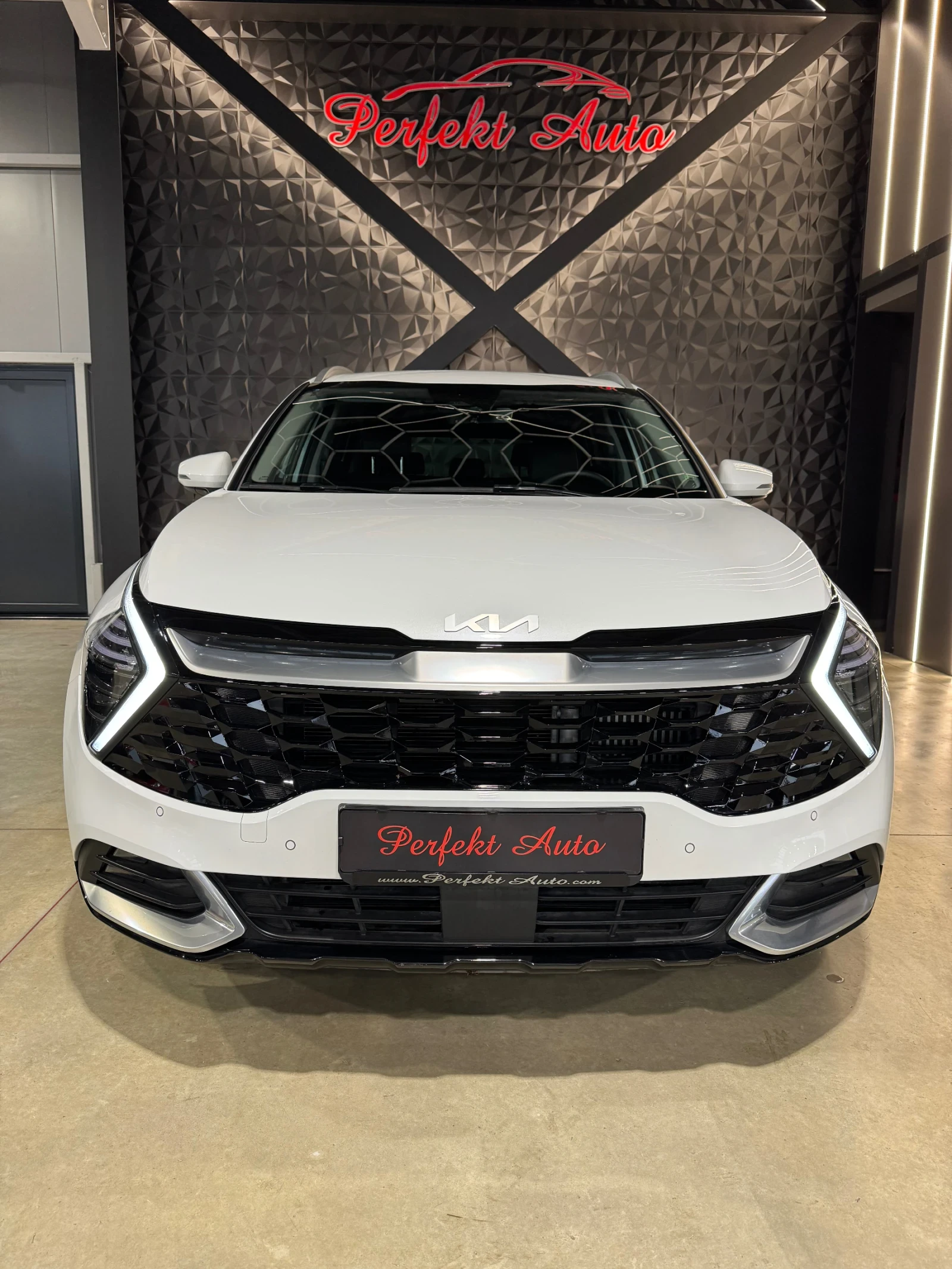 Kia Sportage 1.6 4WD * ГАРАНЦИЯ 2030 *  - изображение 2
