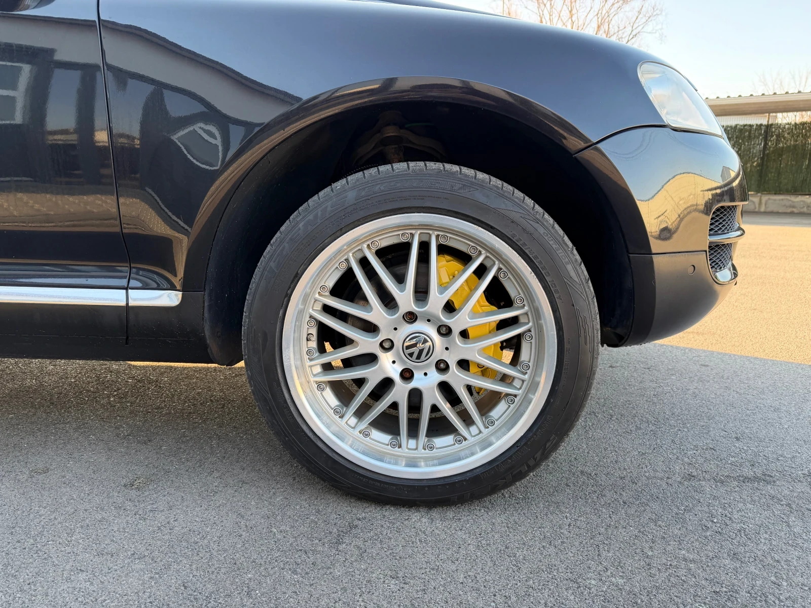 VW Touareg Volkswagen Touareg 4.2 V8 - изображение 3