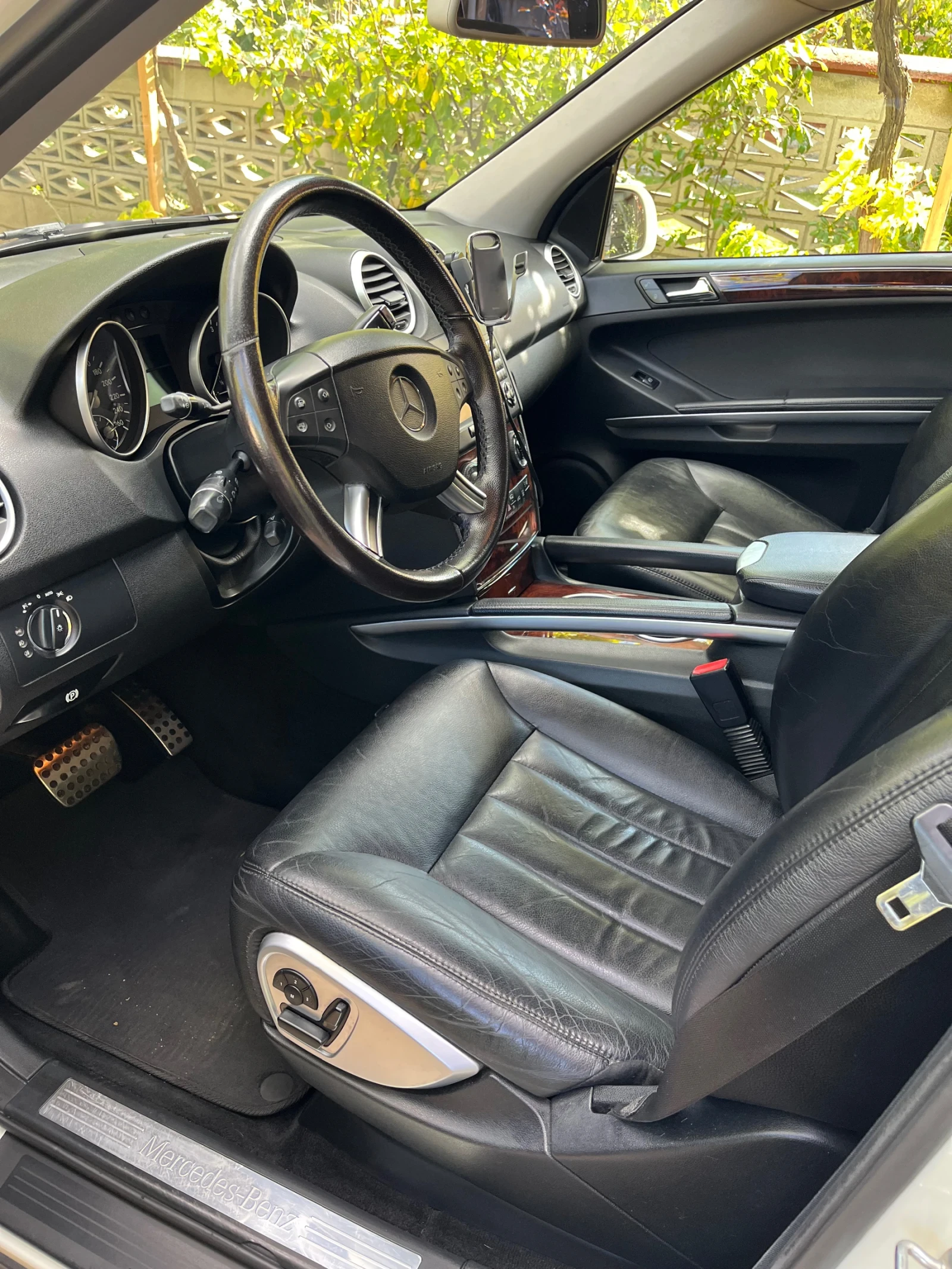 Mercedes-Benz ML 320  - изображение 6