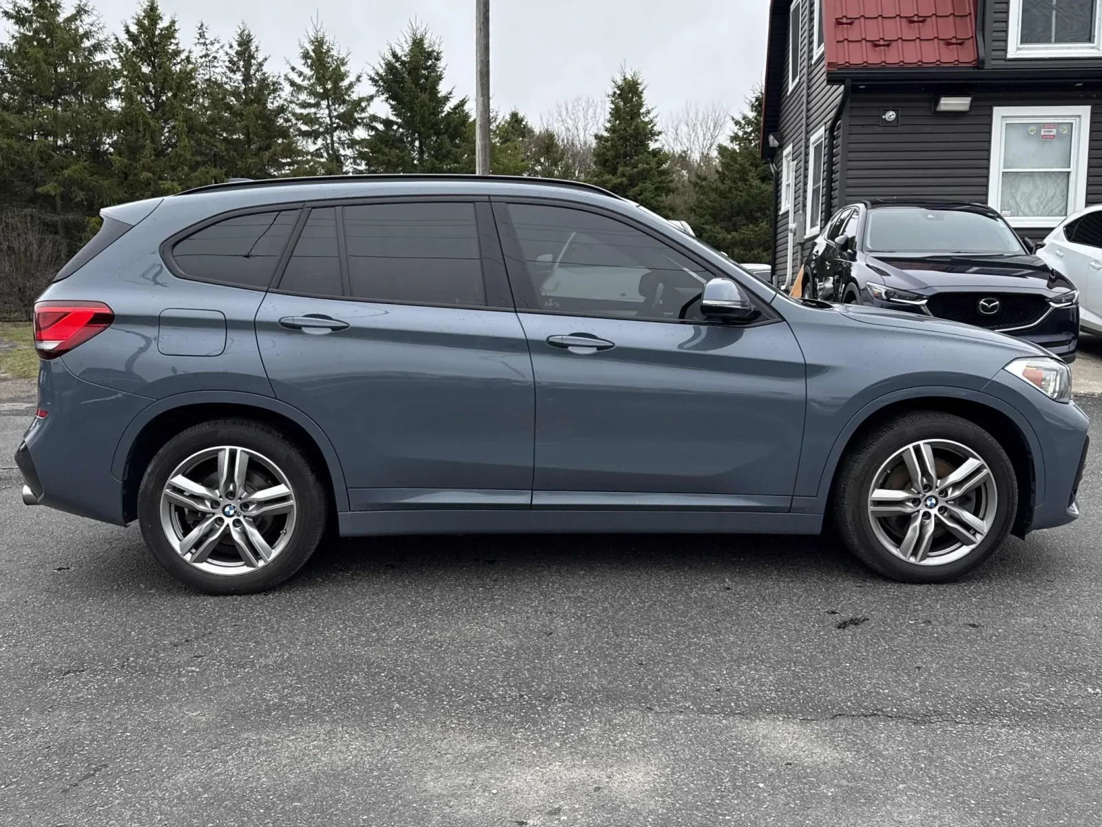 BMW X1 xDrive28i * * CARFAX * * ���� ������ * *  | Mobile.bg � ����������� 4