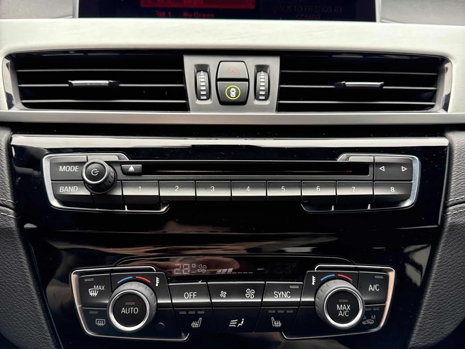 BMW X1 xDrive28i * * CARFAX * * ���� ������ * *  | Mobile.bg � ����������� 12