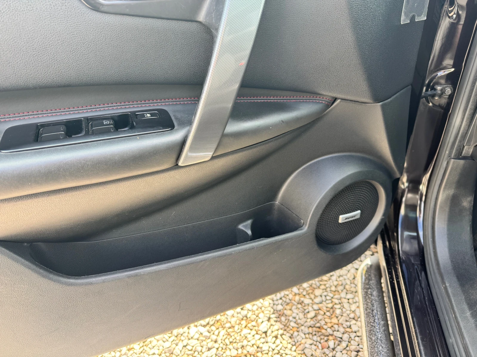 Nissan Qashqai 2.0i Euro5, снимка 11 - Автомобили и джипове - 54242288