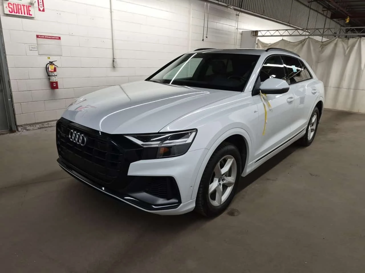 Audi Q8 * PROGRESSIV * ��������� * 360 * ��������� * ����  | Mobile.bg � ����������� 1