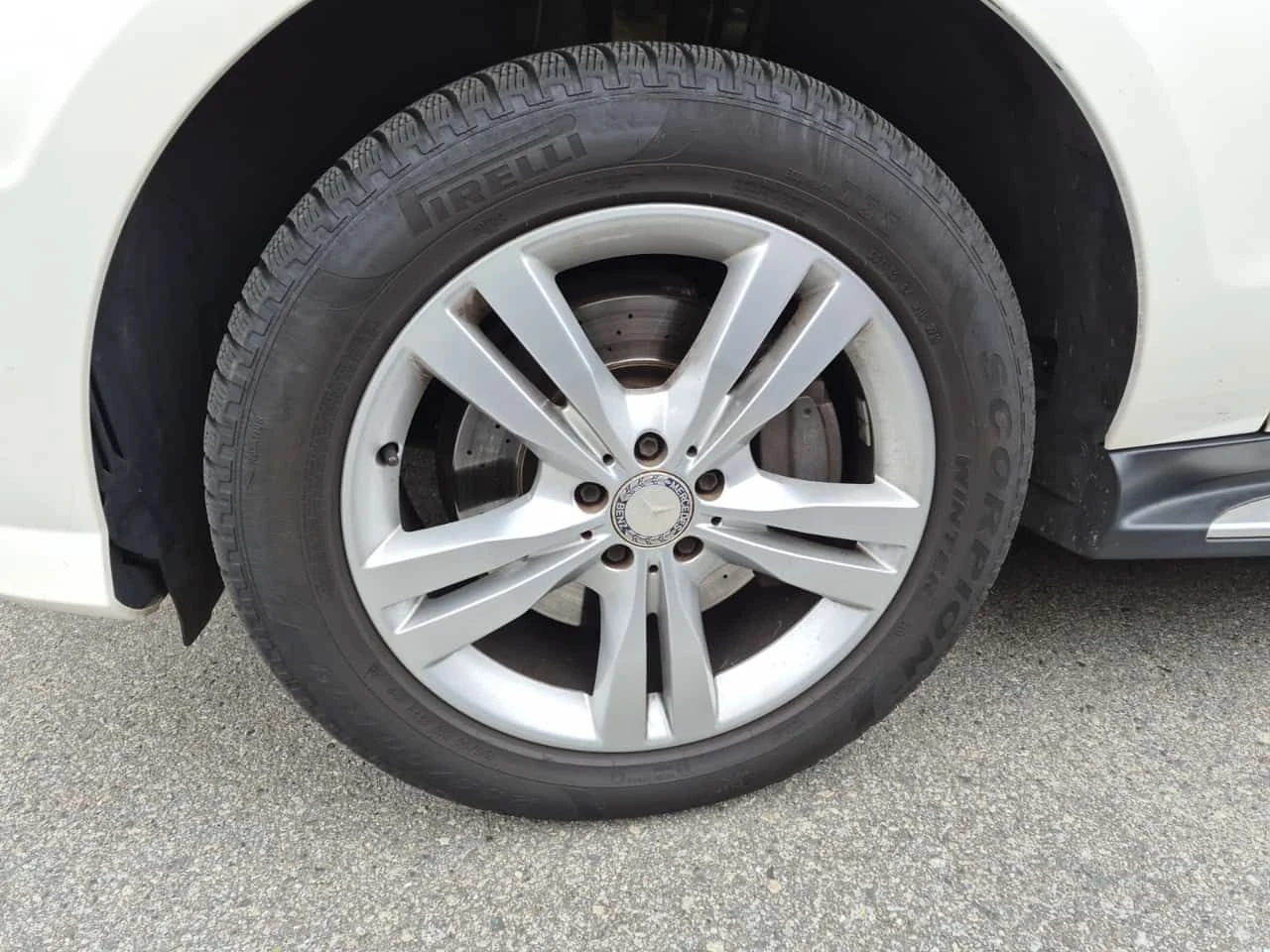 Mercedes-Benz ML 350  BLUETEC | DISTRONIC | MEMORY | PANO | ДВА КЛЮЧА , снимка 5 - Автомобили и джипове - 54631037
