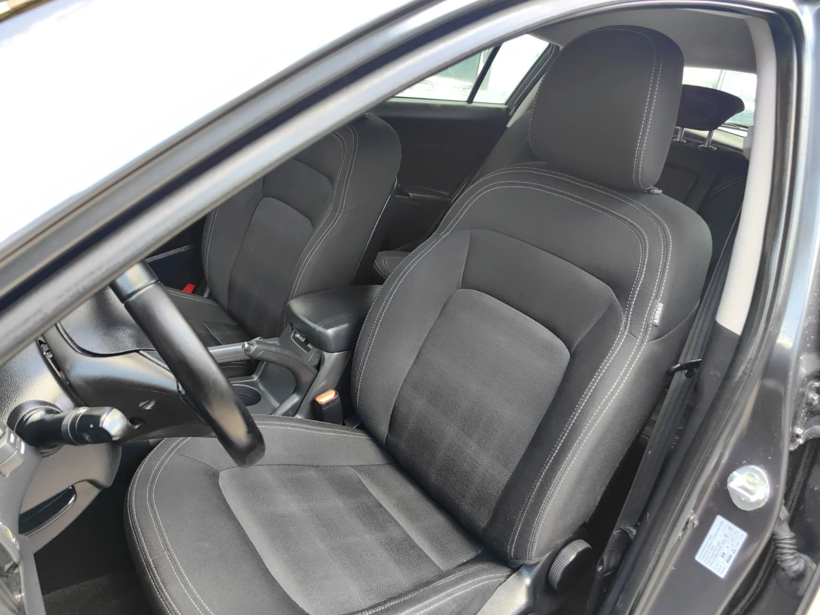 Kia Sportage 1.7 CRDI 116 к.с., снимка 13 - Автомобили и джипове - 54666609