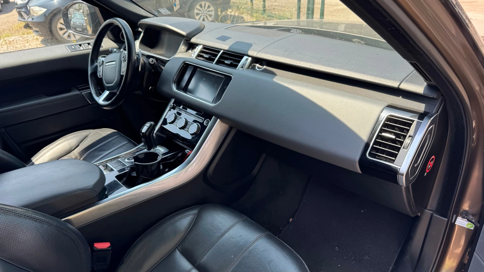 Land Rover Range Rover Sport 4.4SDV8 HSE Dynamic, снимка 13 - Автомобили и джипове - 55128595