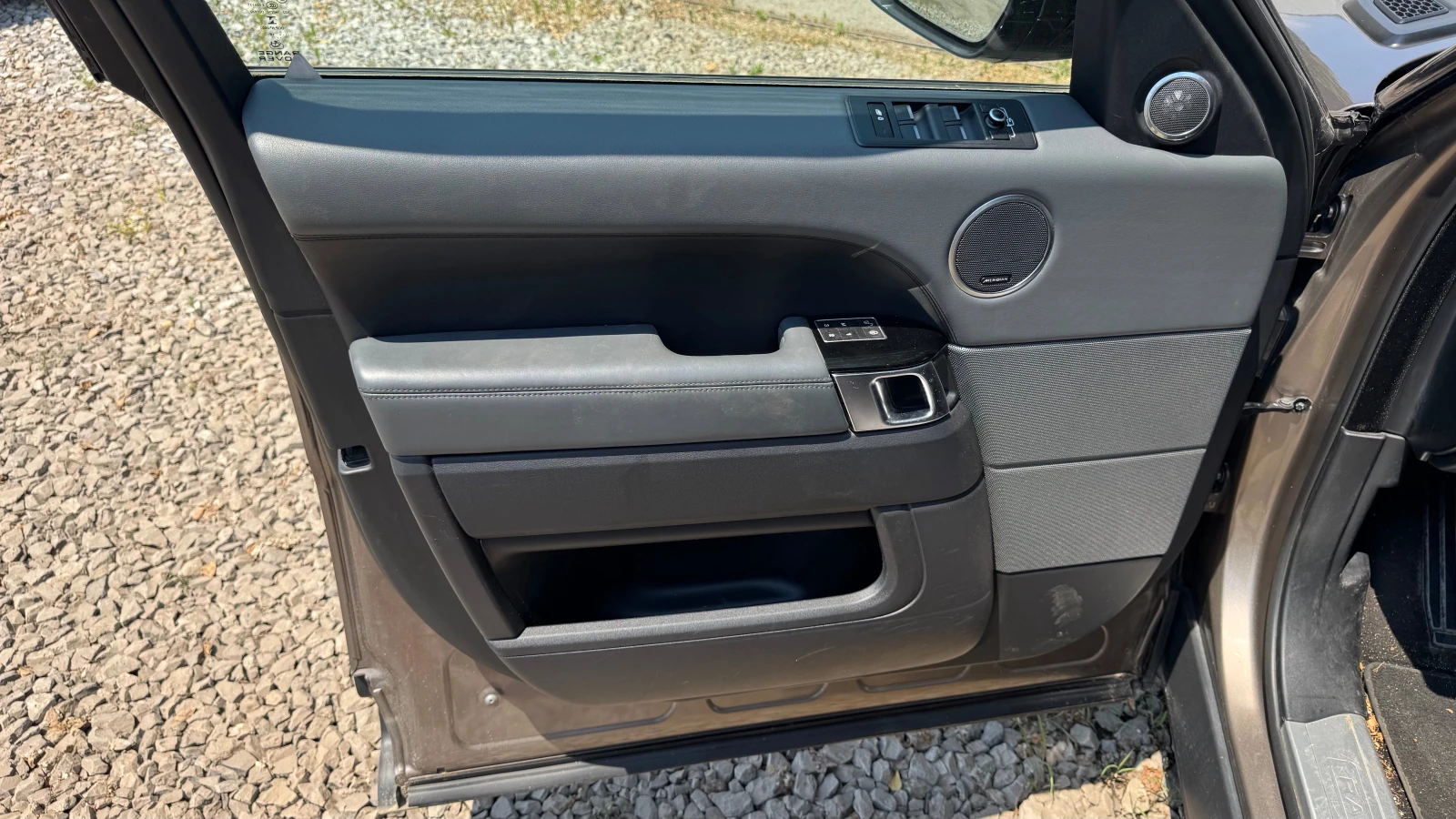 Land Rover Range Rover Sport 4.4SDV8 HSE Dynamic, снимка 10 - Автомобили и джипове - 55128595