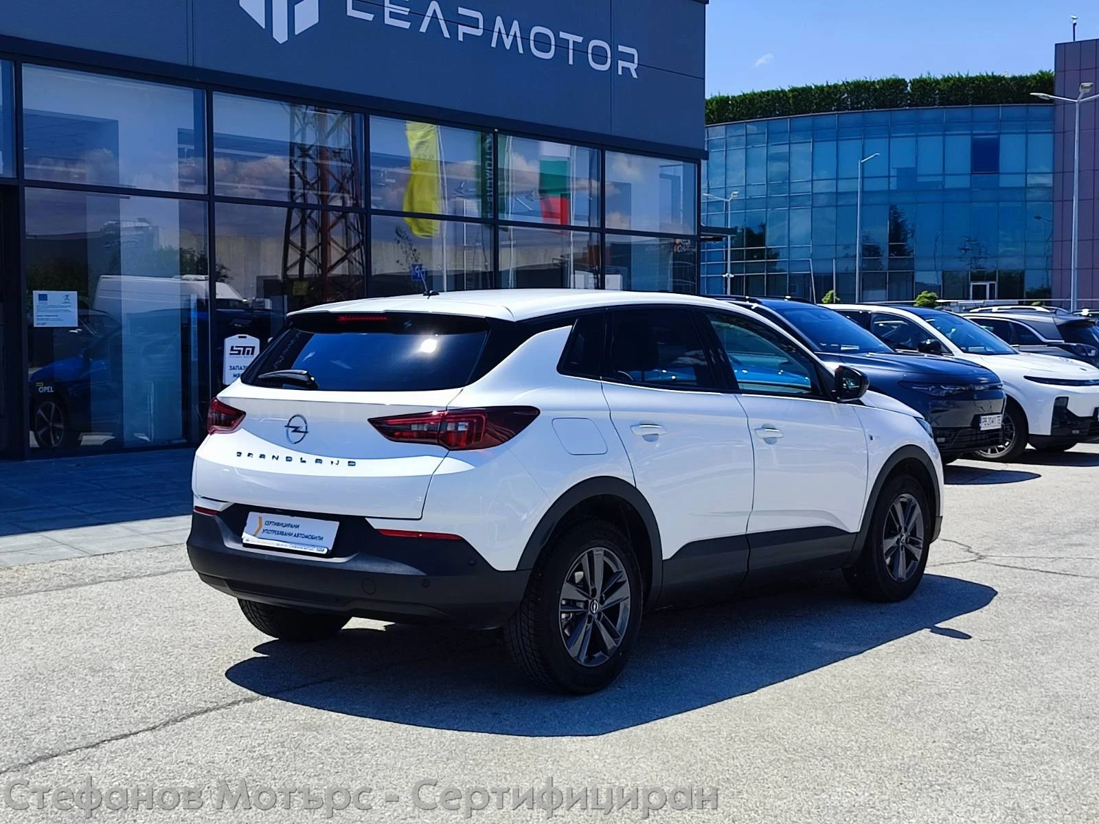 Opel Grandland X Business Edition 1.2 Бензин (130hp) MT6 , снимка 6 - Автомобили и джипове - 55363375