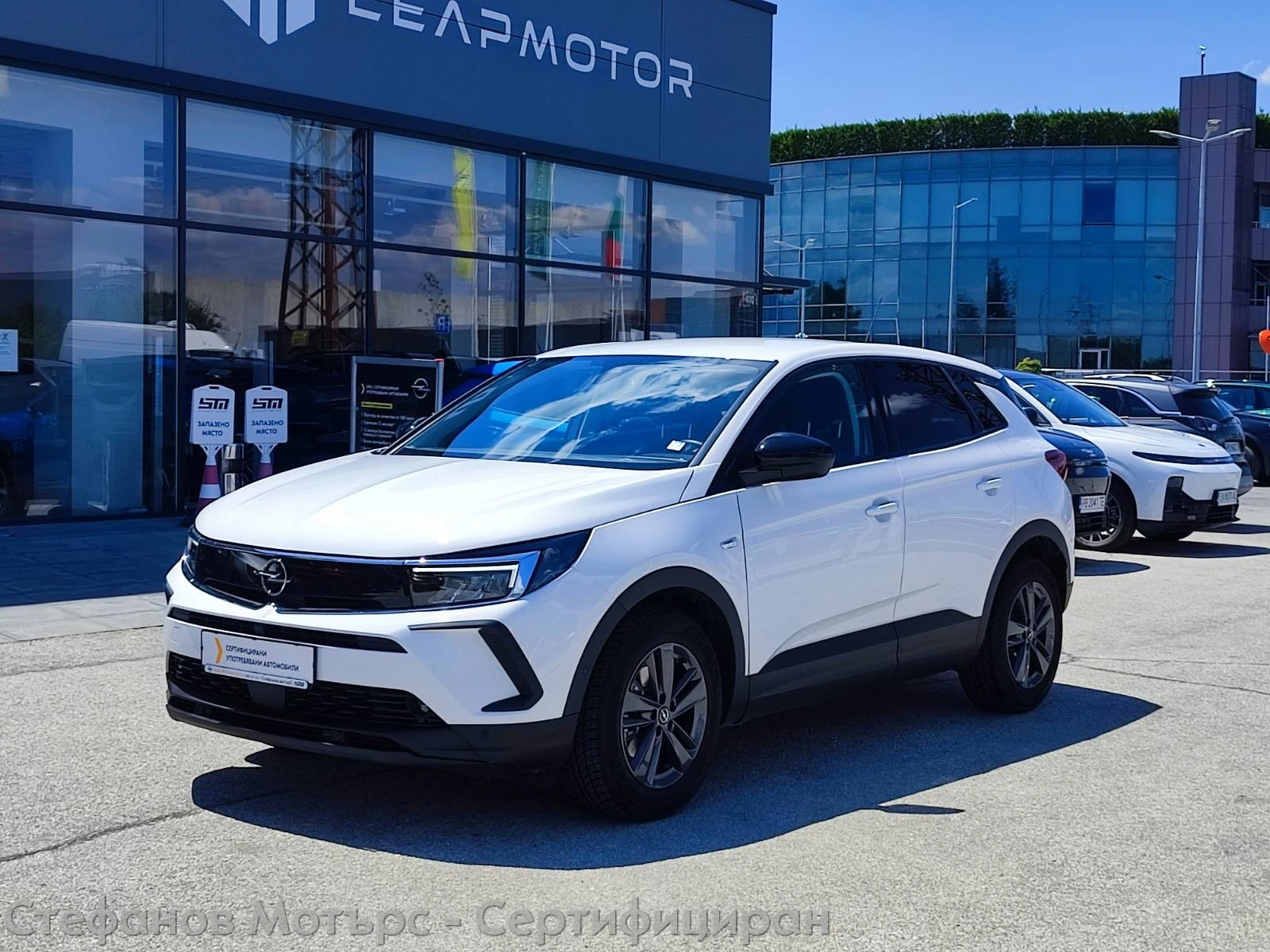 Opel Grandland X Business Edition 1.2 Бензин (130hp) MT6 , снимка 3 - Автомобили и джипове - 55363375