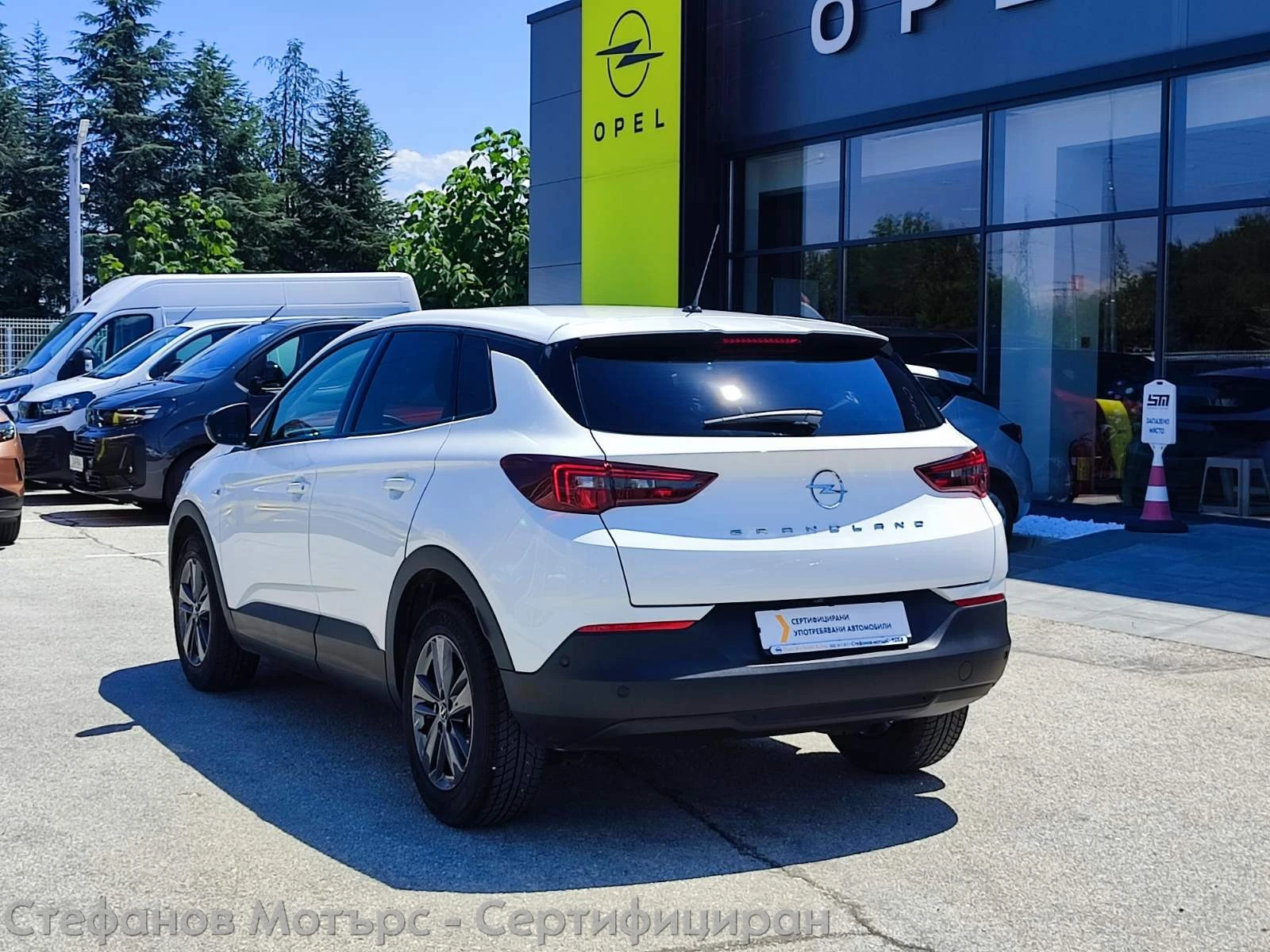 Opel Grandland X Business Edition 1.2 Бензин (130hp) MT6 , снимка 8 - Автомобили и джипове - 55363375