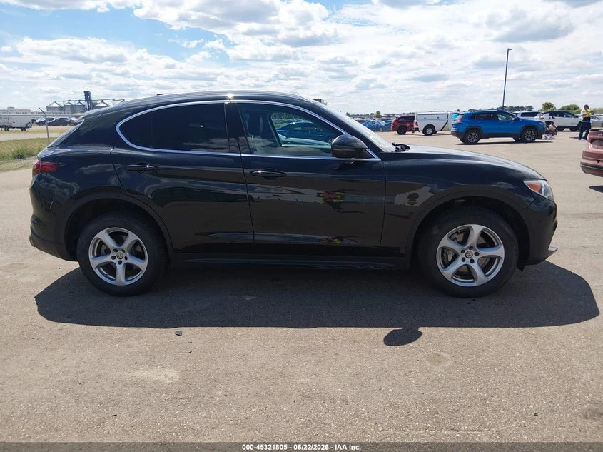 Alfa Romeo Stelvio 2.0l Awd, снимка 13 - Автомобили и джипове - 55591561