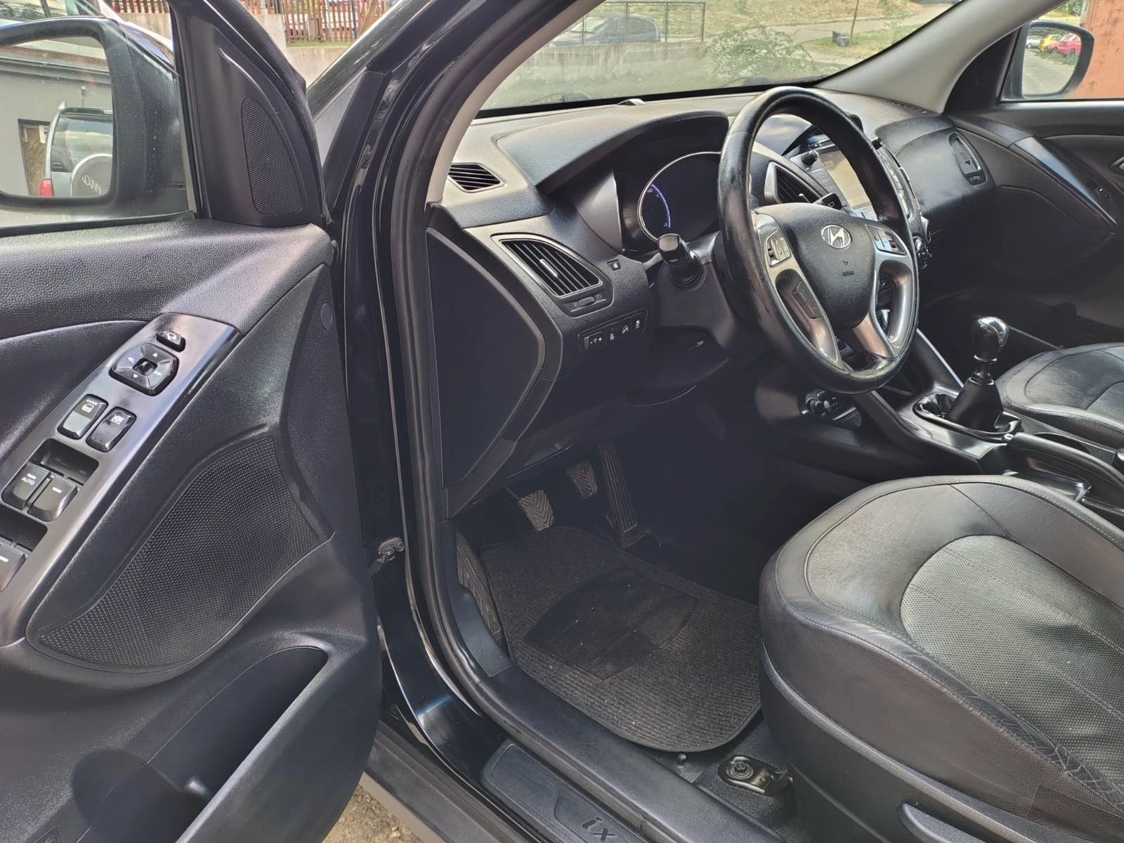 Hyundai IX35 2.0 184hp Vertex full Нов внос Швейцария Топ , снимка 7 - Автомобили и джипове - 55617805