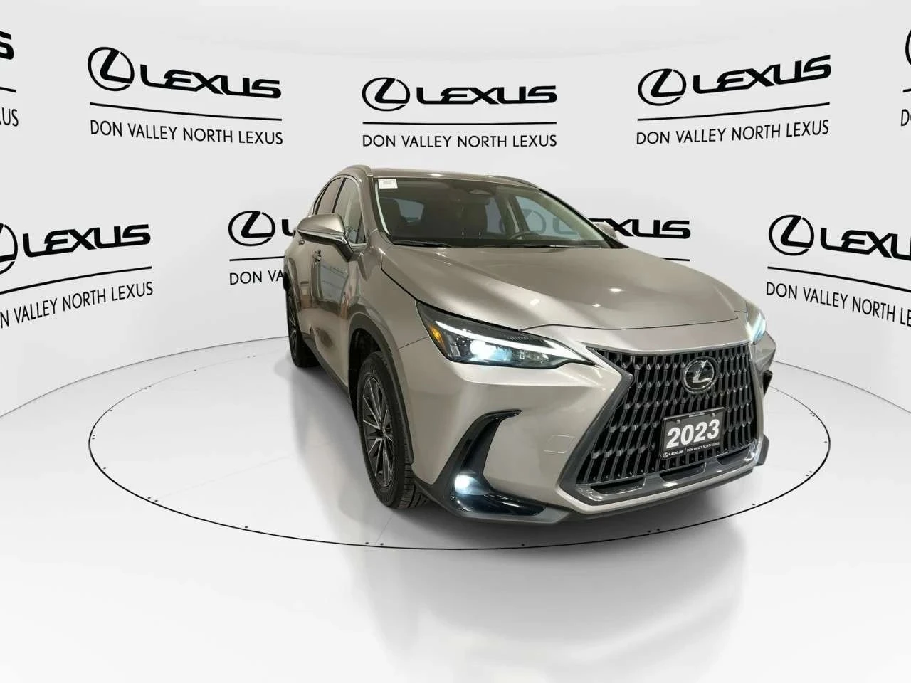 Lexus NX, снимка 2 - Автомобили и джипове - 56714919